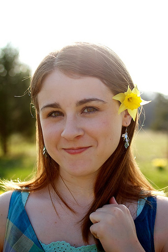 Mindy & Daffodils 49